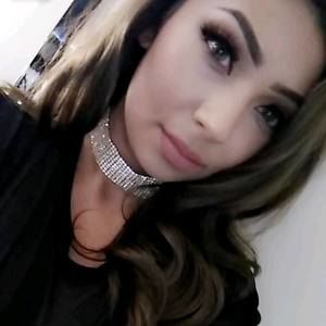 Meet your Posher, Nelly